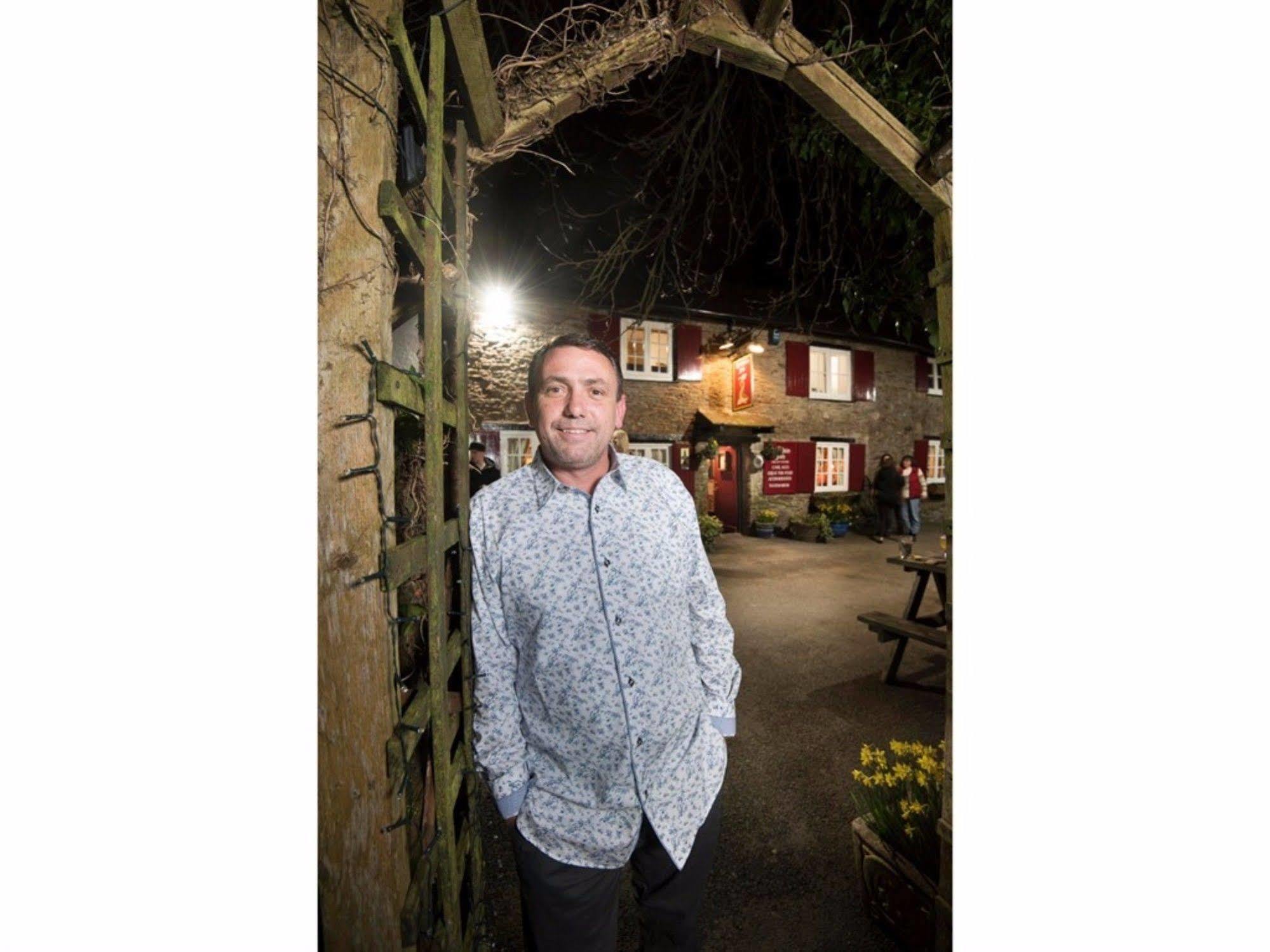 The Dolphin Inn Kingsbridge  Eksteriør billede